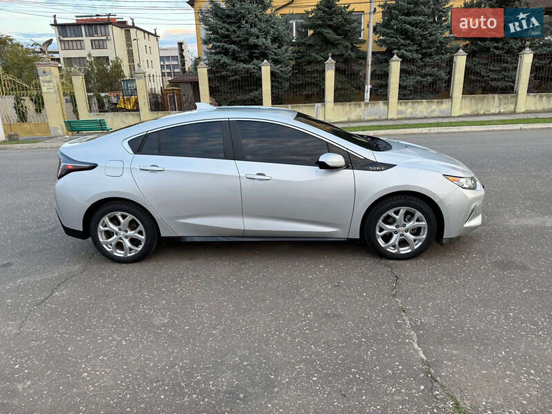 Хэтчбек Chevrolet Volt 2018 в Одессе фото 5 Хэтчбек Chevrolet Volt 2018 в Одессе