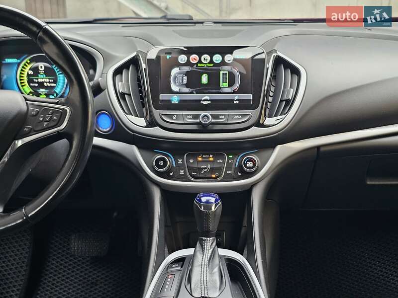 Хэтчбек Chevrolet Volt 2016 в Киеве