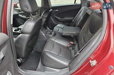 Хэтчбек Chevrolet Volt 2016 в 