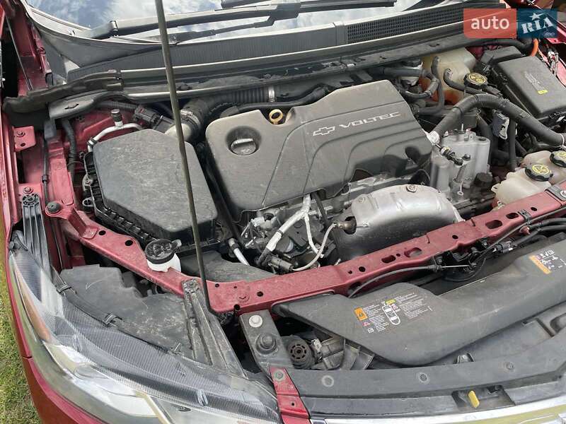 Хэтчбек Chevrolet Volt 2018 в Золочеве фото 3 Хэтчбек Chevrolet Volt 2018 в Золочеве