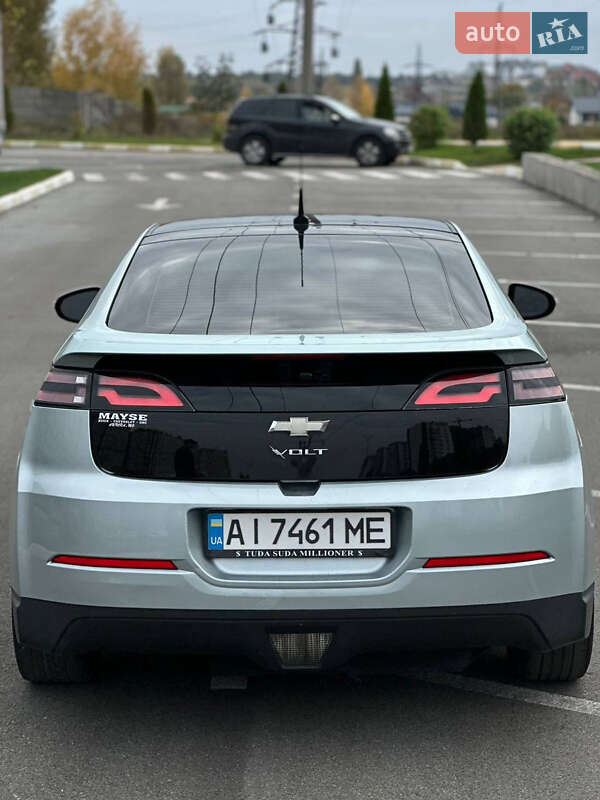 Хэтчбек Chevrolet Volt 2011 в Буче