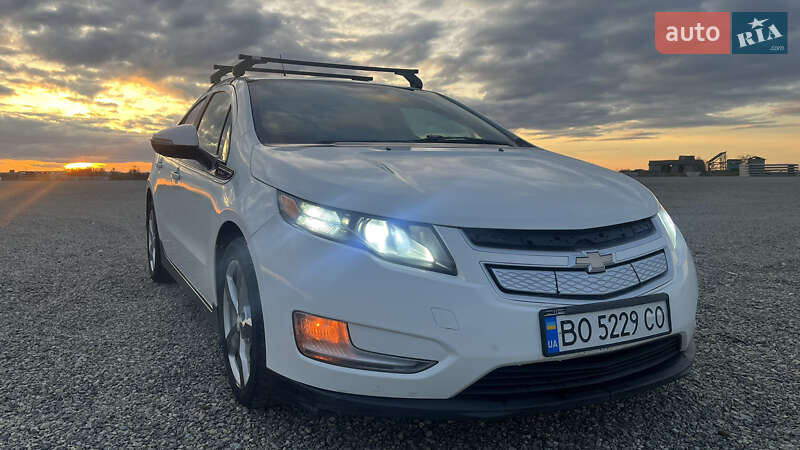 Хэтчбек Chevrolet Volt 2014 в Тернополе