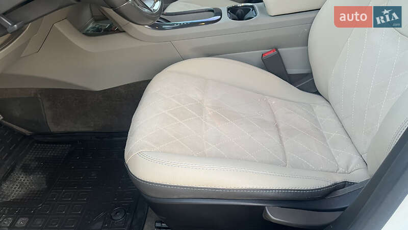 Хэтчбек Chevrolet Volt 2014 в Тернополе