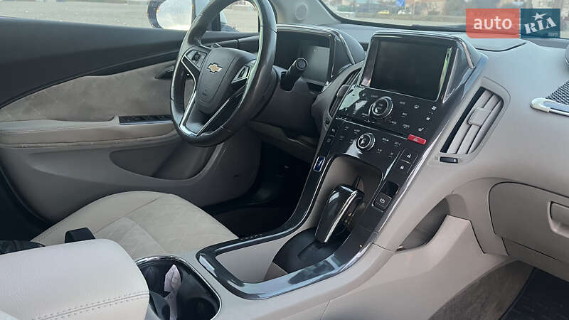 Хэтчбек Chevrolet Volt 2014 в Тернополе