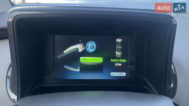 Хэтчбек Chevrolet Volt 2014 в Тернополе