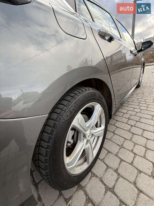 Хэтчбек Chevrolet Volt 2017 в Ивано-Франковске