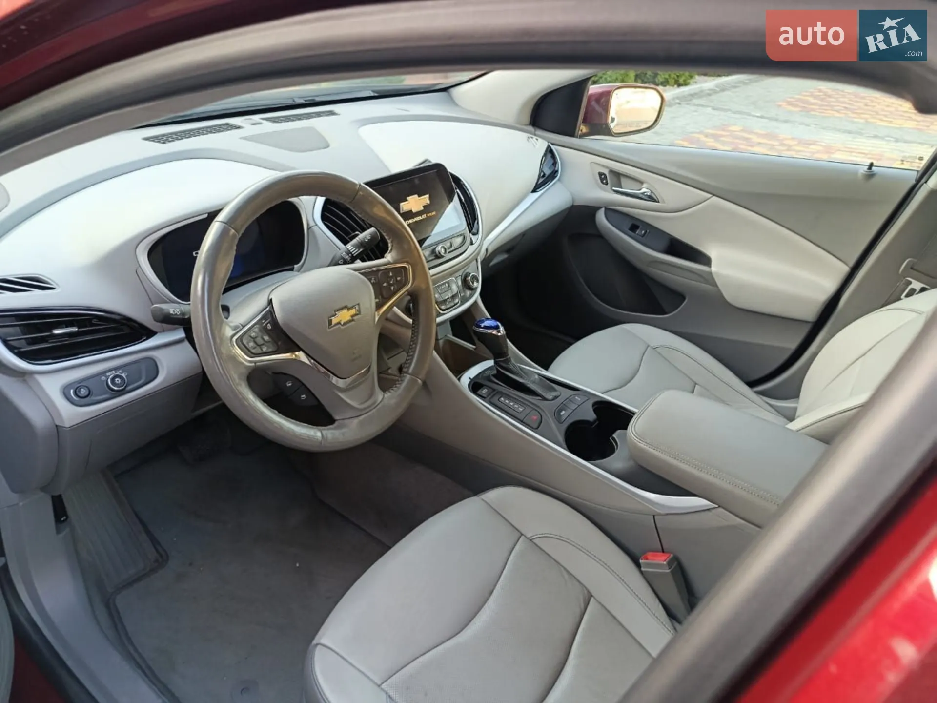 2016 Chevrolet Volt - мініатюра 2