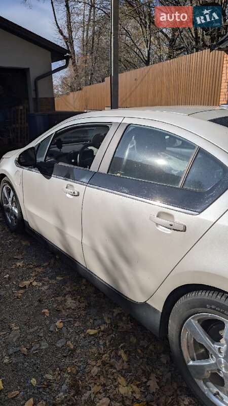 Хэтчбек Chevrolet Volt 2014 в Виннице фото 4 Хэтчбек Chevrolet Volt 2014 в Виннице