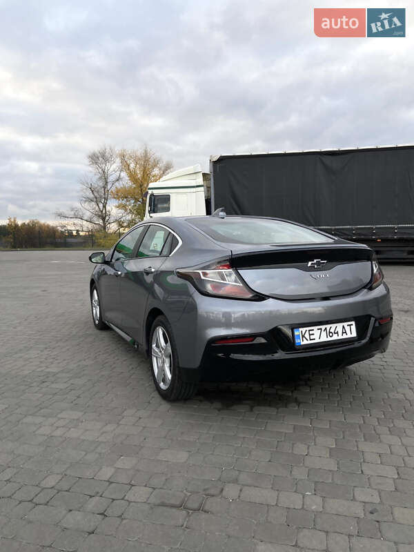 Хетчбек Chevrolet Volt 2017 в Кам'янському