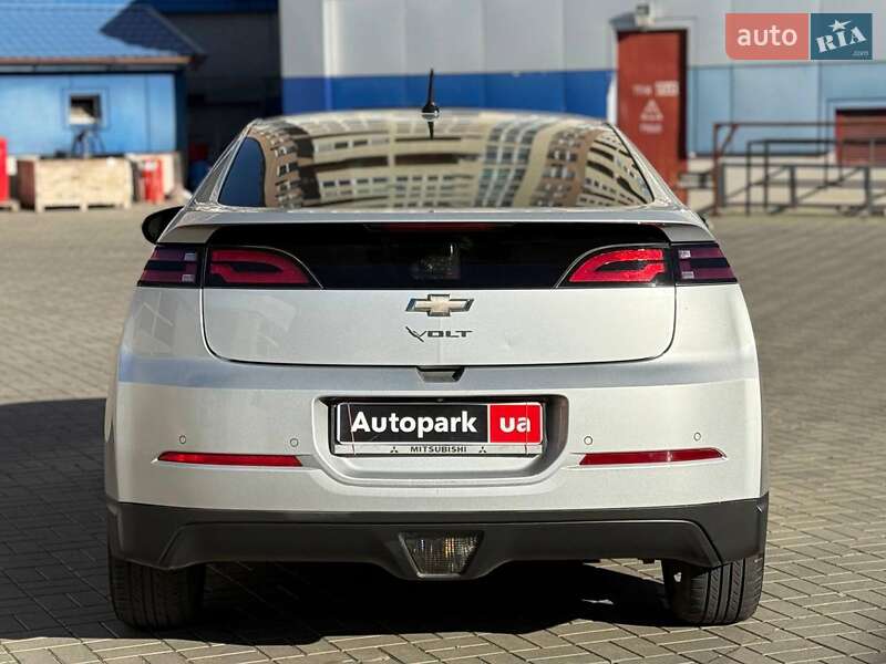 Хэтчбек Chevrolet Volt 2014 в Одессе фото 5 Хэтчбек Chevrolet Volt 2014 в Одессе