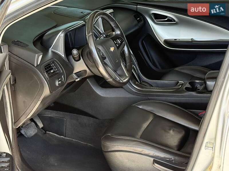 Хэтчбек Chevrolet Volt 2014 в Одессе фото 9 Хэтчбек Chevrolet Volt 2014 в Одессе