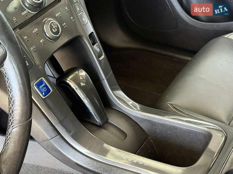 Хэтчбек Chevrolet Volt 2014 в Одессе фото 12 Хэтчбек Chevrolet Volt 2014 в Одессе