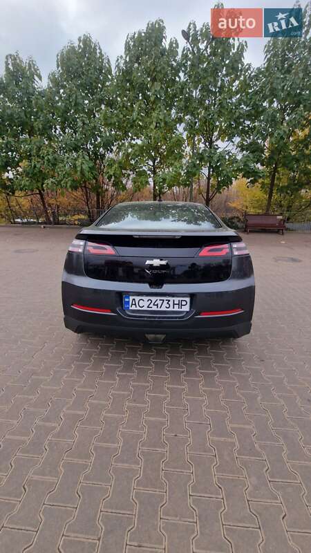 Хэтчбек Chevrolet Volt 2014 в Кривом Роге