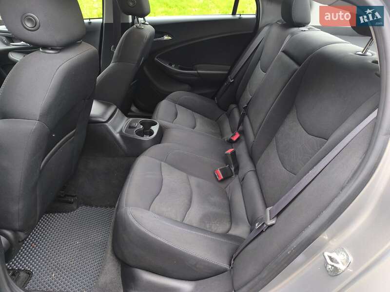 Хэтчбек Chevrolet Volt 2017 в Киеве фото 16 Хэтчбек Chevrolet Volt 2017 в Киеве