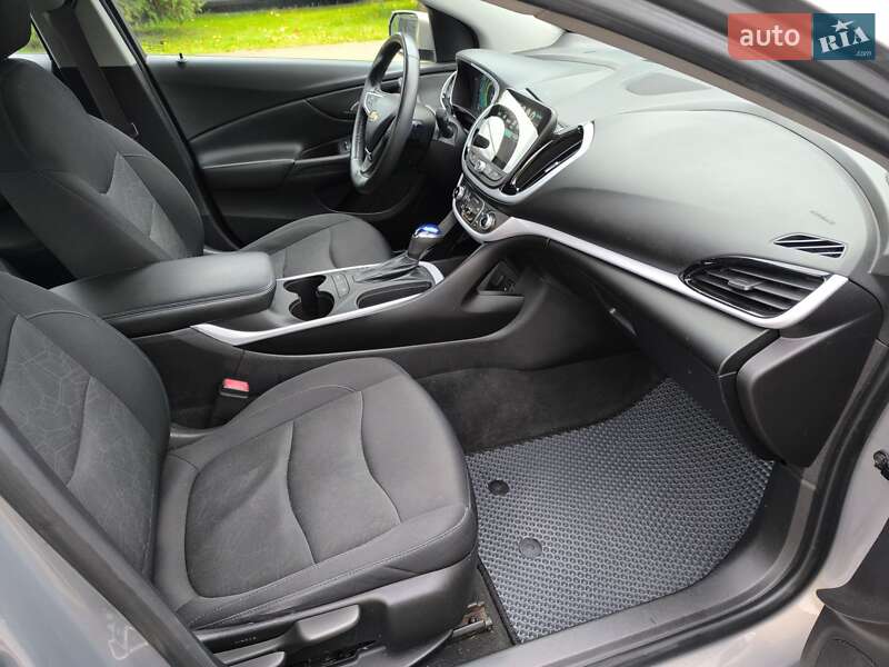 Хэтчбек Chevrolet Volt 2017 в Киеве фото 26 Хэтчбек Chevrolet Volt 2017 в Киеве