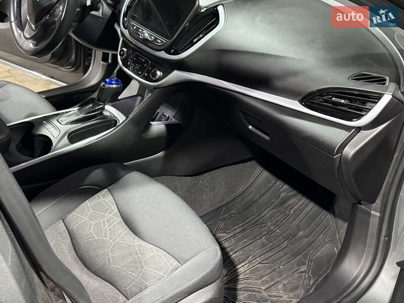Хэтчбек Chevrolet Volt 2016 в Одессе