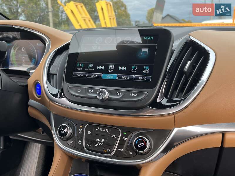 Хэтчбек Chevrolet Volt 2017 в Днепре