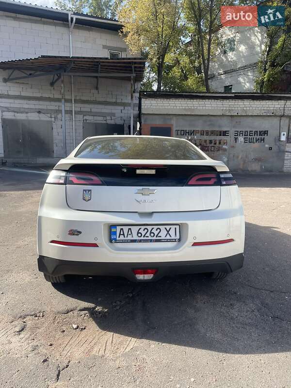 Хетчбек Chevrolet Volt 2012 в Києві фото 5 Хетчбек Chevrolet Volt 2012 в Києві