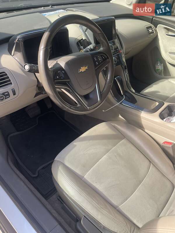 Хетчбек Chevrolet Volt 2012 в Києві фото 7 Хетчбек Chevrolet Volt 2012 в Києві