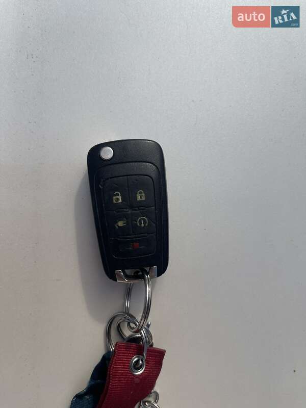 Хетчбек Chevrolet Volt 2012 в Києві фото 11 Хетчбек Chevrolet Volt 2012 в Києві