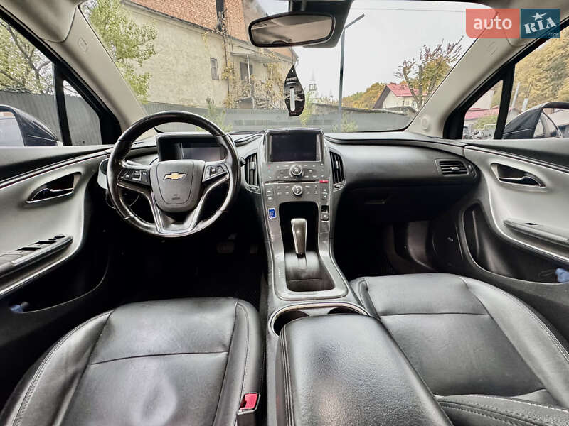 Хэтчбек Chevrolet Volt 2014 в Виннице
