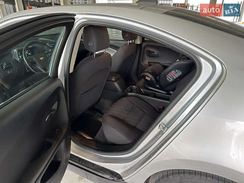 Хэтчбек Chevrolet Volt 2015 в Киеве фото 16 Хэтчбек Chevrolet Volt 2015 в Киеве