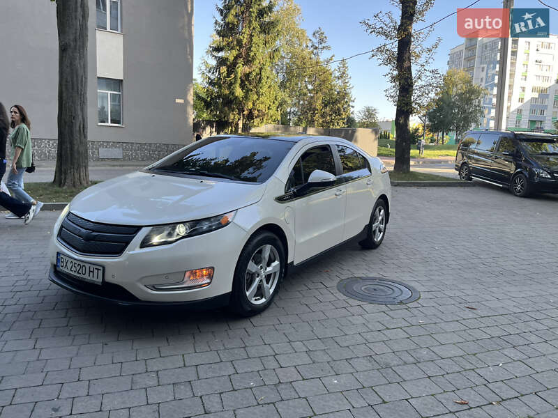 Хетчбек Chevrolet Volt 2011 в Івано-Франківську