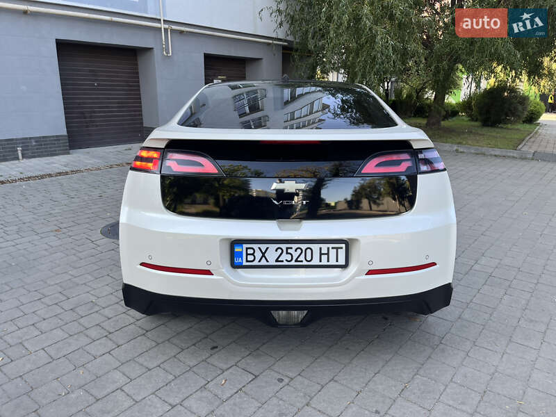 Хетчбек Chevrolet Volt 2011 в Івано-Франківську