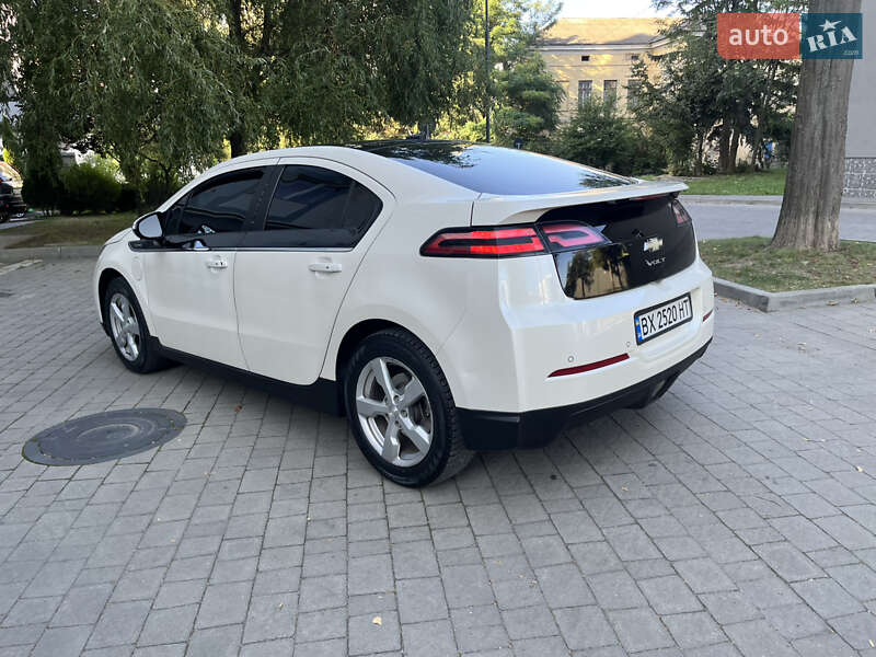 Хетчбек Chevrolet Volt 2011 в Івано-Франківську