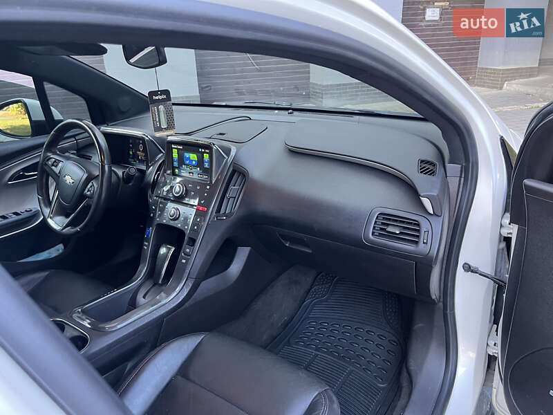 Хетчбек Chevrolet Volt 2011 в Івано-Франківську