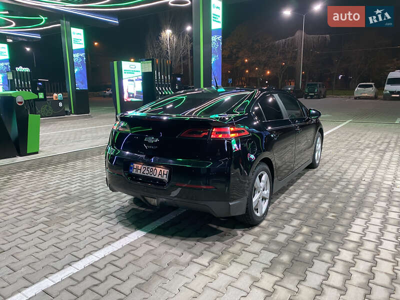 Хэтчбек Chevrolet Volt 2013 в Одессе фото 6 Хэтчбек Chevrolet Volt 2013 в Одессе