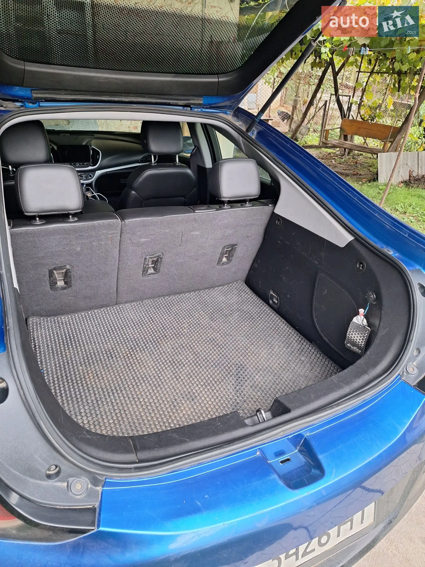 2016 Chevrolet Volt - мініатюра 14