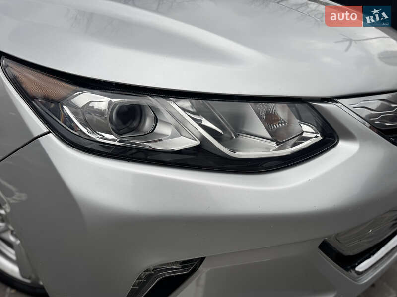 Хетчбек Chevrolet Volt 2016 в Києві