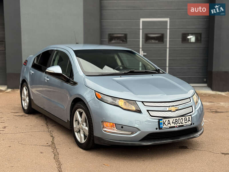 Хетчбек Chevrolet Volt 2012 в Києві