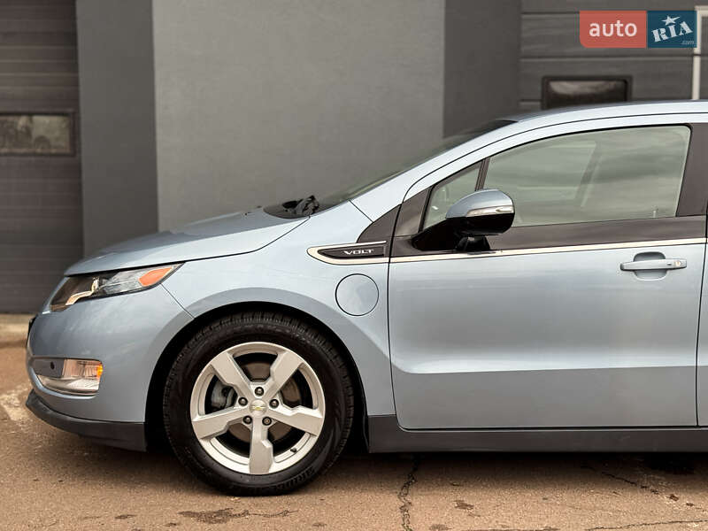Хетчбек Chevrolet Volt 2012 в Києві