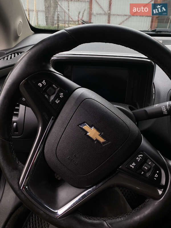Хэтчбек Chevrolet Volt 2013 в Ирпене