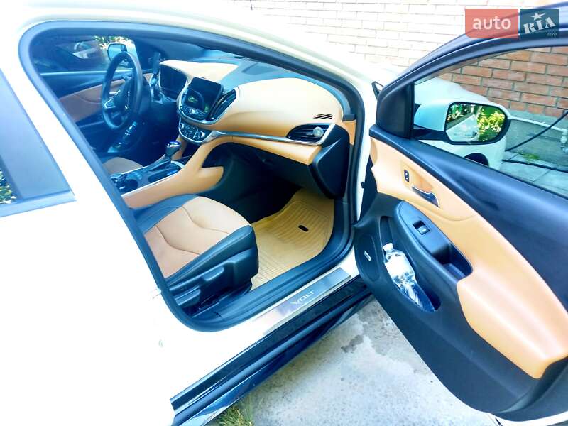 Хэтчбек Chevrolet Volt 2016 в Киеве фото 9 Хэтчбек Chevrolet Volt 2016 в Киеве
