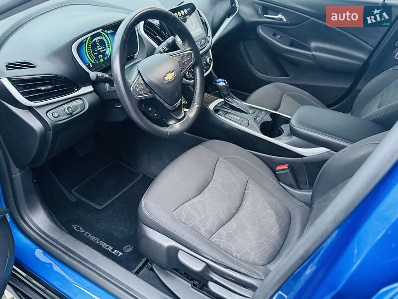 Хэтчбек Chevrolet Volt 2016 в Белогородке