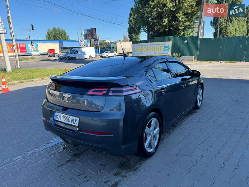 Хэтчбек Chevrolet Volt 2013 в Киеве фото 5 Хэтчбек Chevrolet Volt 2013 в Киеве
