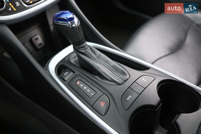 Хетчбек Chevrolet Volt 2016 в Києві