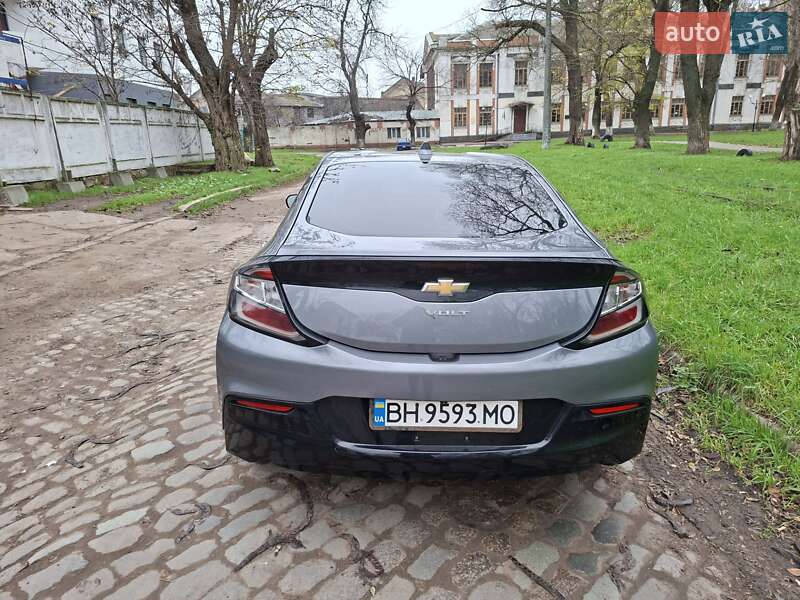 Хэтчбек Chevrolet Volt 2018 в Одессе