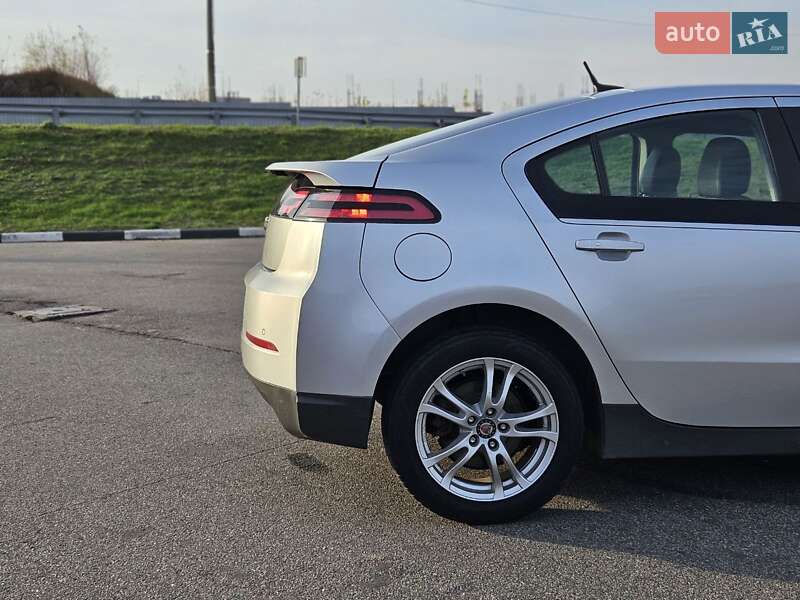 Хетчбек Chevrolet Volt 2013 в Києві фото 8 Хетчбек Chevrolet Volt 2013 в Києві