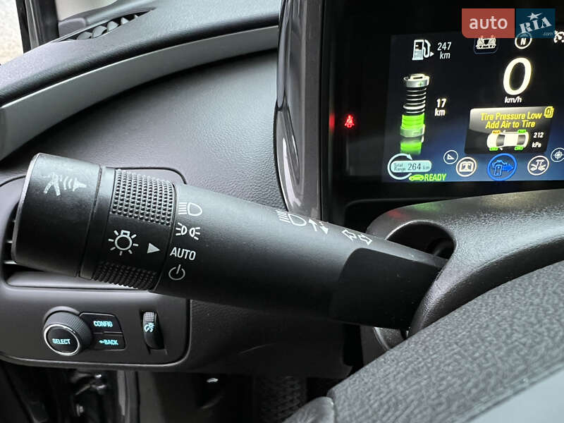 Хэтчбек Chevrolet Volt 2015 в Киеве