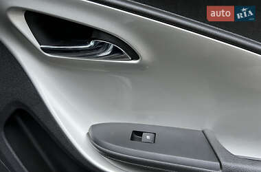 Хэтчбек Chevrolet Volt 2015 в Киеве