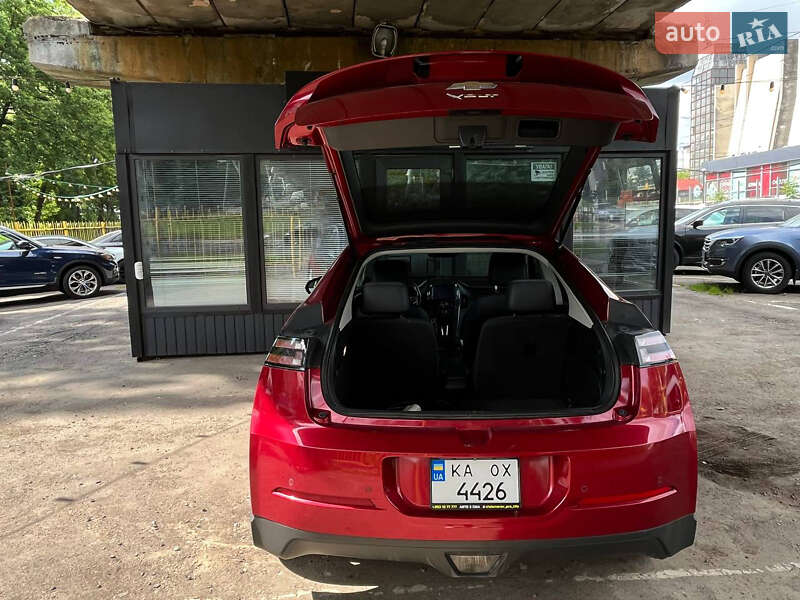 Хетчбек Chevrolet Volt 2014 в Львові