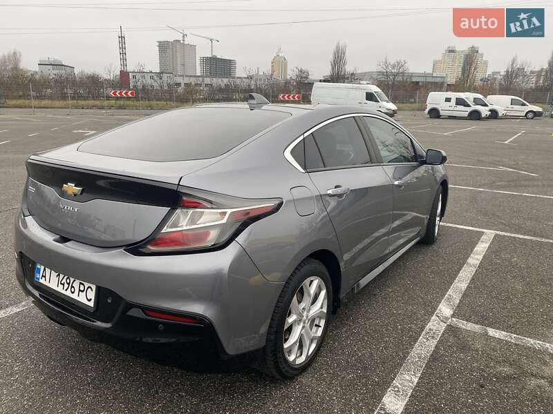 Хетчбек Chevrolet Volt 2018 в Києві