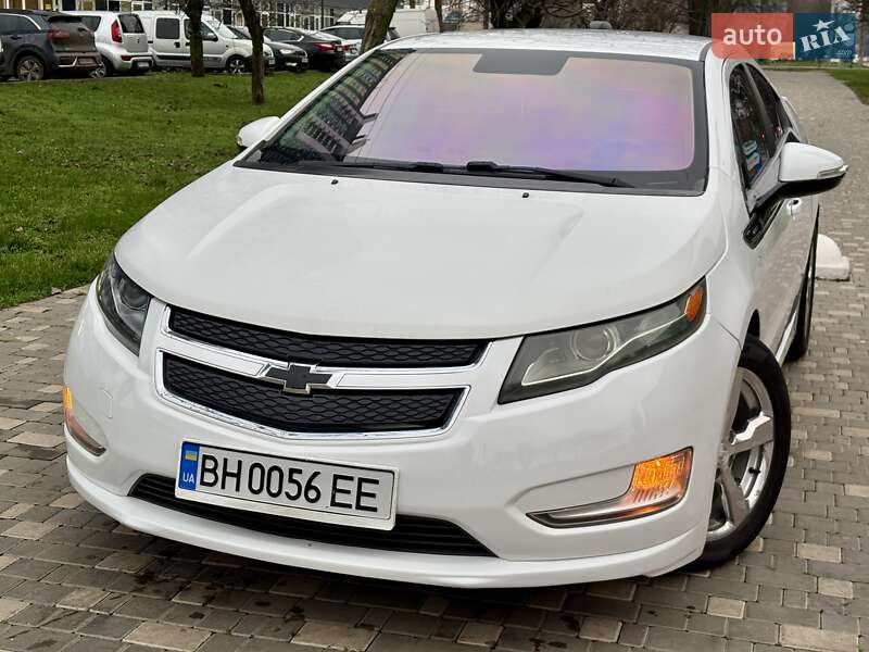 Хэтчбек Chevrolet Volt 2015 в Одессе
