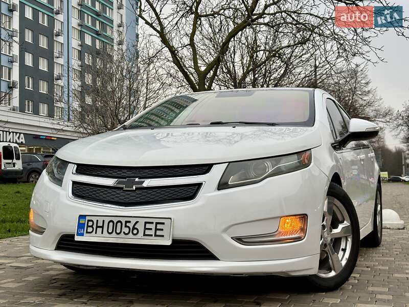 Хэтчбек Chevrolet Volt 2015 в Одессе