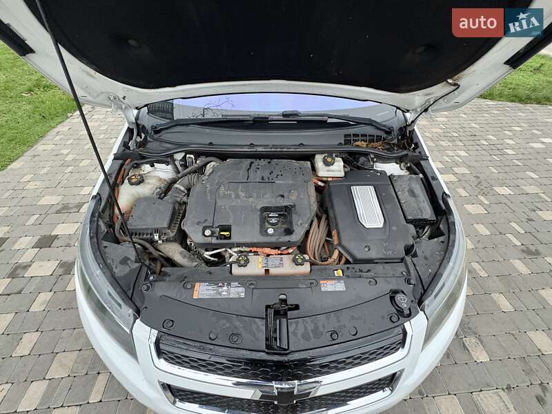 Хэтчбек Chevrolet Volt 2015 в Одессе