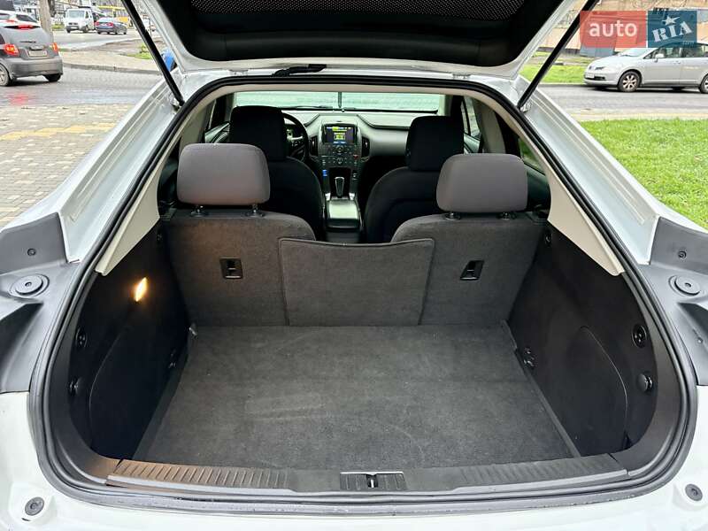 Хэтчбек Chevrolet Volt 2015 в Одессе